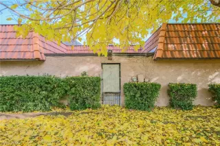 Photo #1: 2342151 Listing 