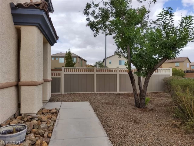 MLS: 2342181 Condo For Sale