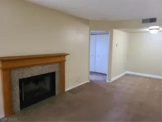 Photo #5: 2342184 Listing 