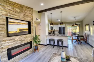 Photo #1: 2342206 Listing