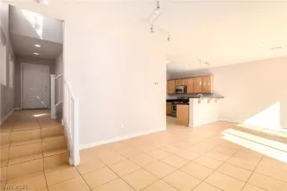 Photo #3: 2342218 Listing 