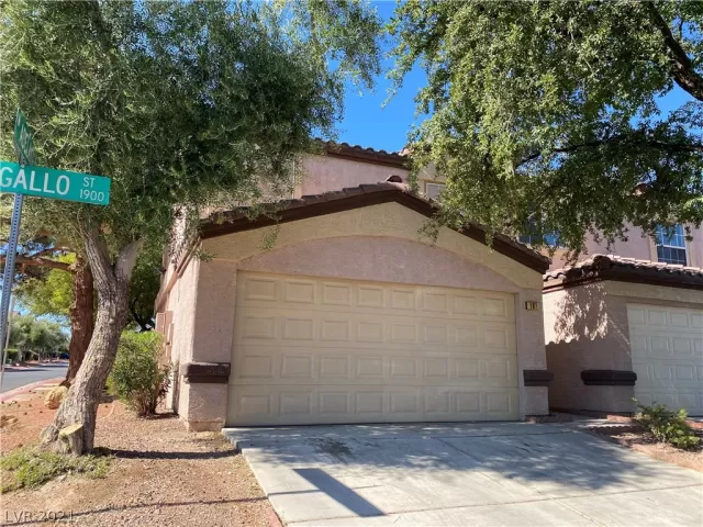 MLS: 2342248 Condo For Sale