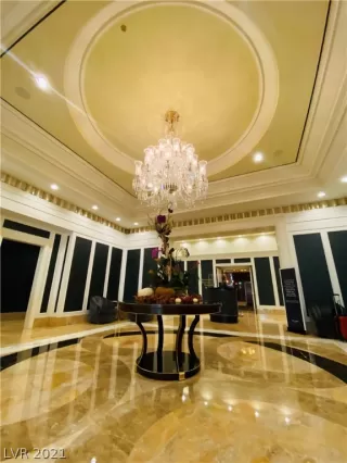 Photo #5: 2342274 Listing