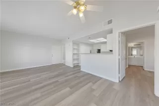 Photo #4: 2342365 Listing 