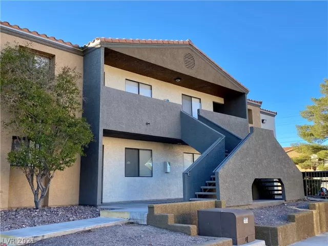 MLS: 2342380 Condo For Sale