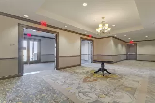 Photo #2: 2342386 Listing 