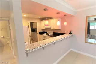 Photo #6: 2342434 Listing 