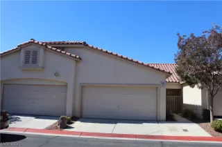 Photo #1: 2342501 Listing