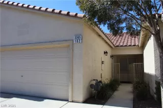 Photo #3: 2342501 Listing