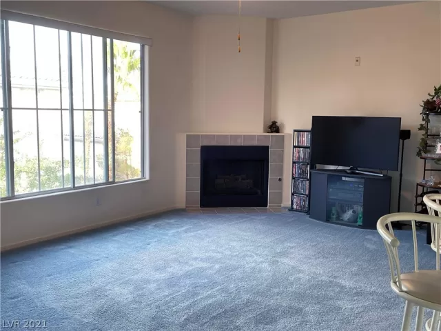 MLS: 2342520 Condo For Sale
