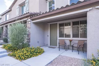 Photo #1: 2342533 Listing