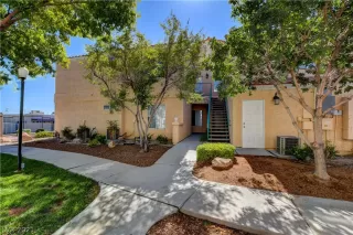 Photo #1: 2342538 Listing 