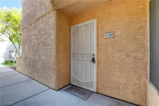 Photo #2: 2342538 Listing 