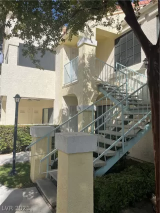 Photo #1: 2342560 Listing 