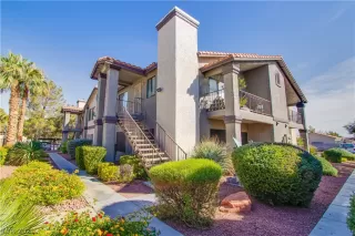 Photo #3: 2342593 Listing