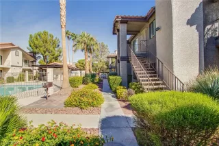 Photo #4: 2342593 Listing