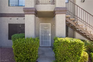 Photo #5: 2342593 Listing