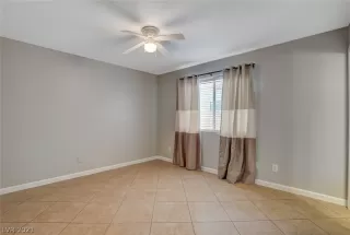 Photo #3: 2342620 Listing 