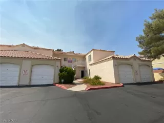 Photo #1: 2342622 Listing 