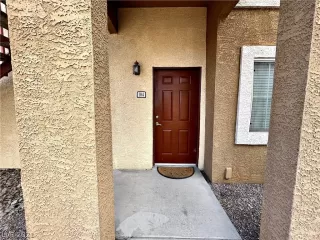 Photo #1: 2342623 Listing 