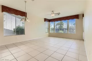 Photo #1: 2342642 Listing 