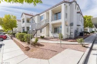 Photo #1: 2342646 Listing