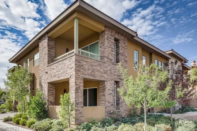 MLS: 2342665 Condo For Sale