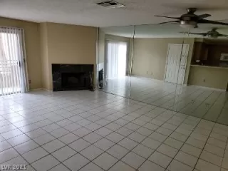 Photo #4: 2342743 Listing 