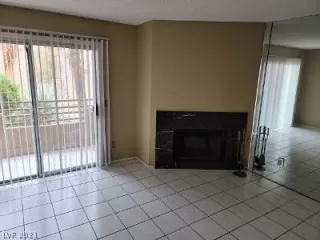 Photo #5: 2342743 Listing 