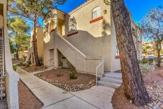 Photo #1: 2342828 Listing