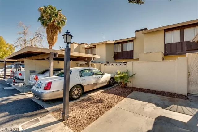 MLS: 2342838 Condo For Sale