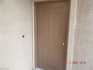 Photo #2: 2342853 Listing 