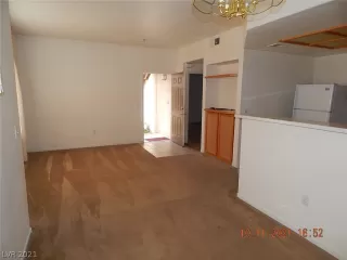 Photo #3: 2342853 Listing 