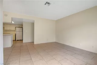 Photo #2: 2342883 Listing