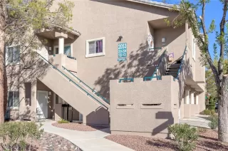 Photo #1: 2342895 Listing