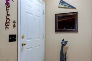 Photo #4: 2342895 Listing