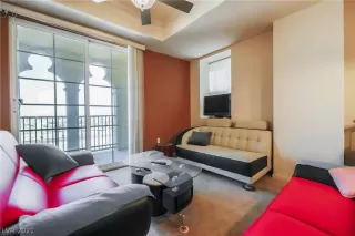 Photo #1: 2342958 Listing