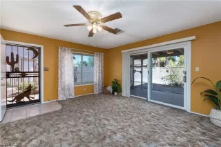 Photo #3: 2342962 Listing 