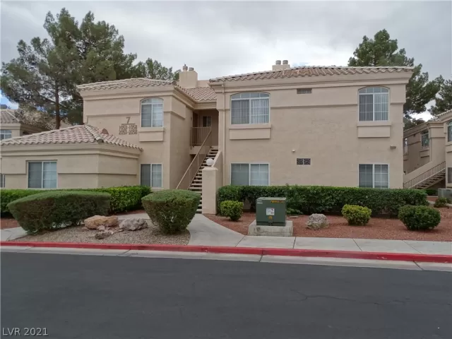 MLS: 2342985 Condo For Sale