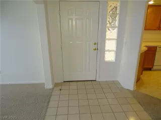 Photo #2: 2342985 Listing 