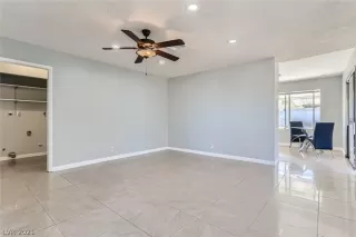 Photo #2: 2343041 Listing 