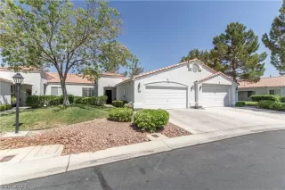 Photo #2: 2343043 Listing