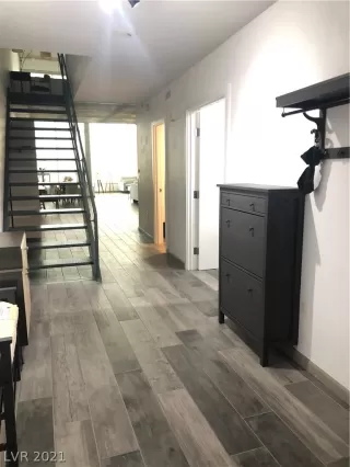 Photo #2: 2343057 Listing 