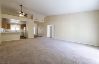 Photo #5: 2343062 Listing