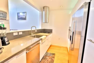 Photo #5: 2343078 Listing 