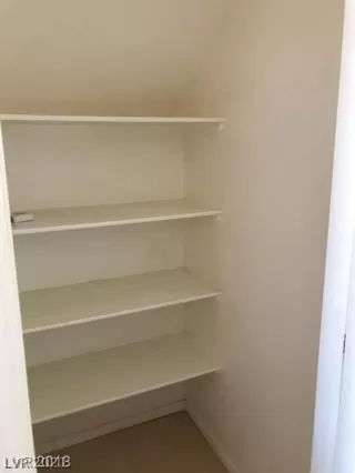 Photo #4: 2343138 Listing 