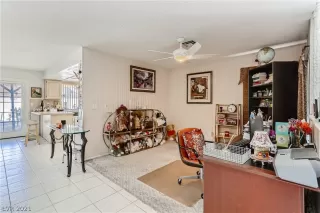 Photo #5: 2343140 Listing