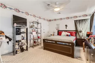 Photo #6: 2343140 Listing