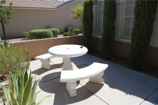 Photo #4: 2343149 Listing 