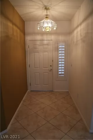 Photo #5: 2343149 Listing 